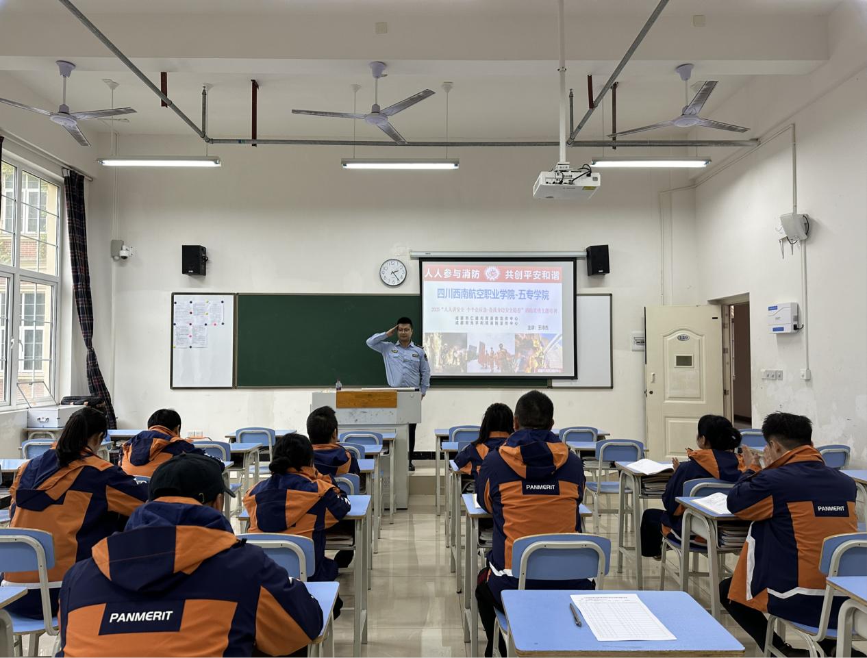 2025-10-24 20:55:56.337000